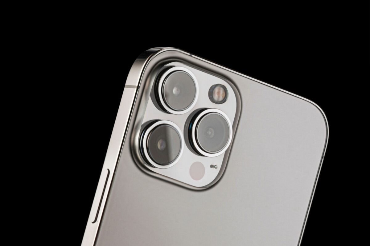 Mobile Photography Tips That'Ll Help You Take Better Photos Learn Mobile Photography Tips For Capturing Stunning Images With The Back Of Your Iphone 11 Pro, Equipped With A Powerful Dual-Camera Setup.
