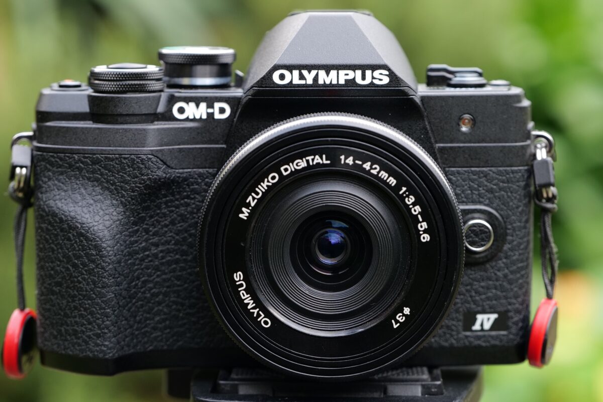 The Best Budget Friendly Cameras For Beginners The Budget-Friendly Olympus Om-D Mk Ii Camera With A Lens Attached To It.