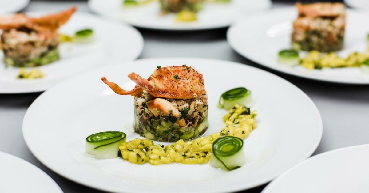 What Is A Photo Essay In Photography (13 Examples You Can Try) A Captivating Photo Essay Showcasing Beautifully Plated Shrimp And Vegetable Dishes.